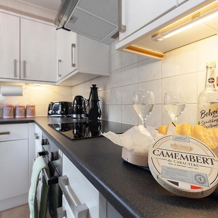 A Gem Nestled In The Heart Of Oxford With Parking! 아파트 외부 사진