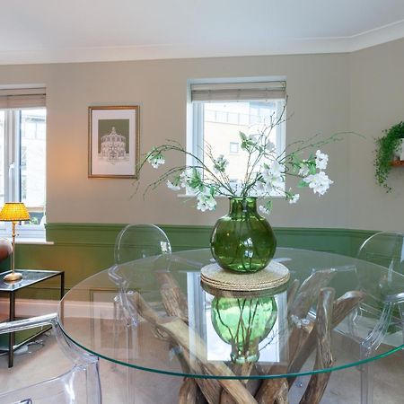 A Gem Nestled In The Heart Of Oxford With Parking! 아파트 외부 사진