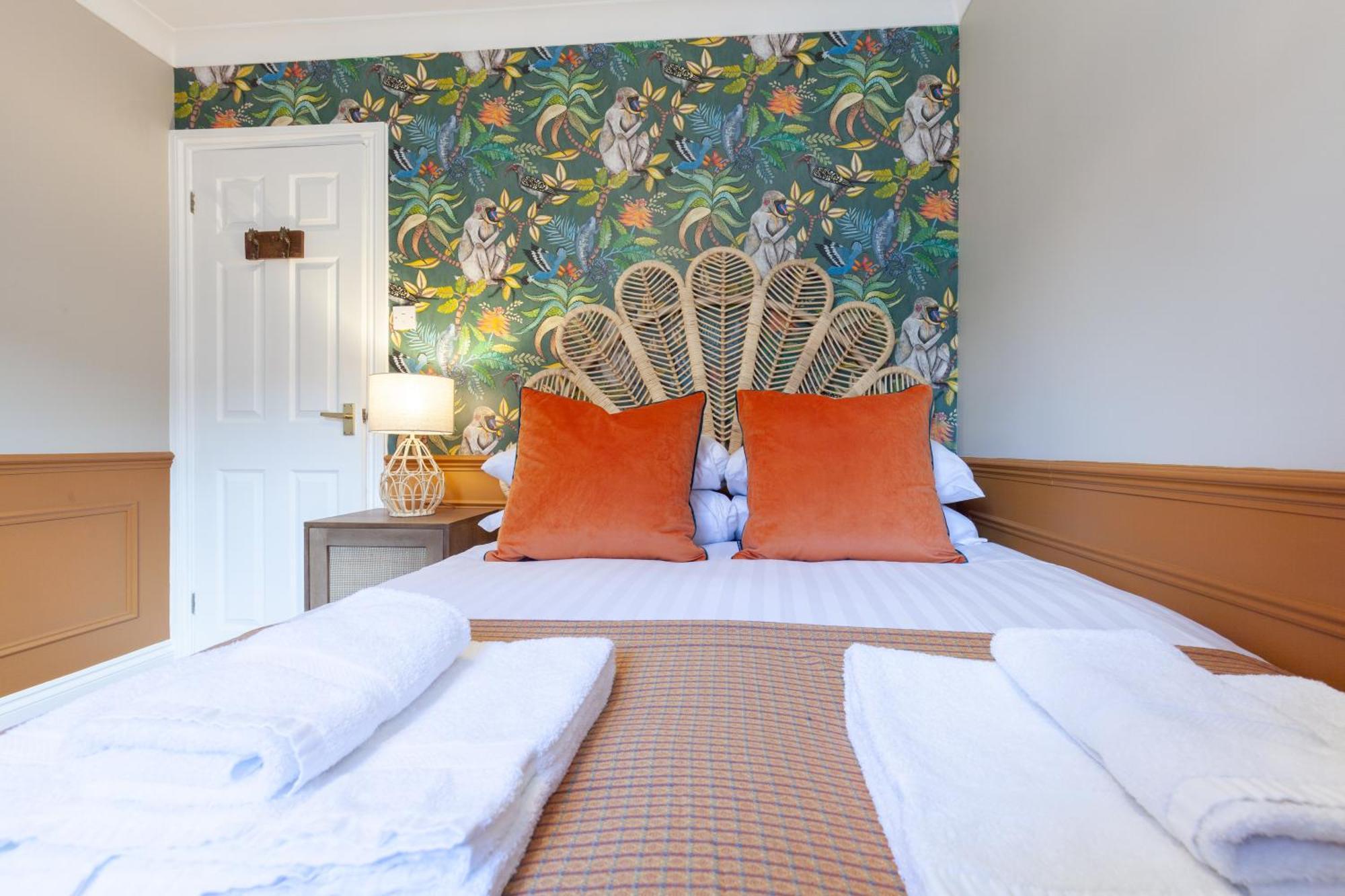 A Gem Nestled In The Heart Of Oxford With Parking! 아파트 외부 사진
