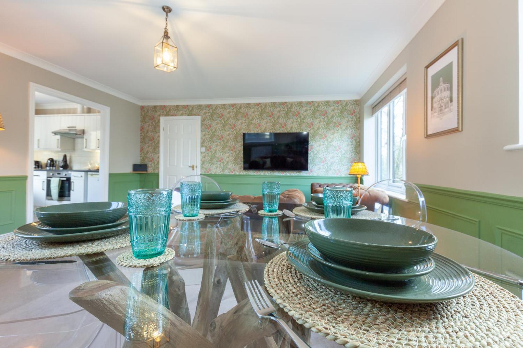 A Gem Nestled In The Heart Of Oxford With Parking! 아파트 외부 사진