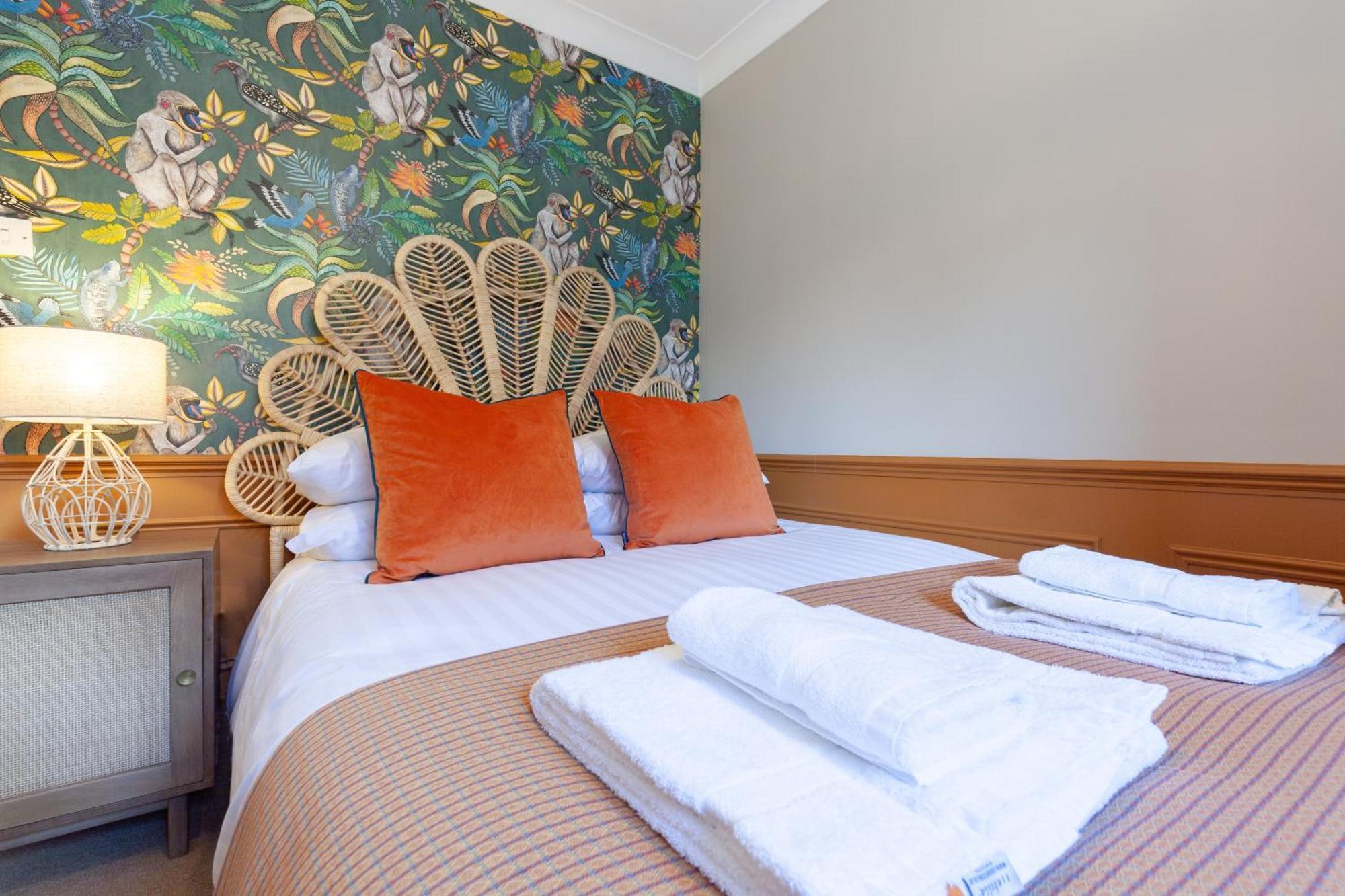 A Gem Nestled In The Heart Of Oxford With Parking! 아파트 외부 사진